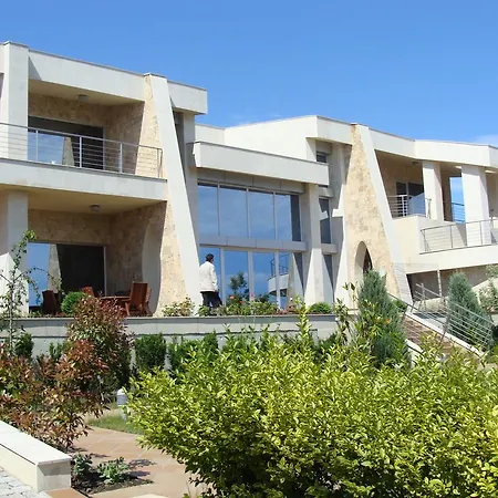 Budzhaka Villa *